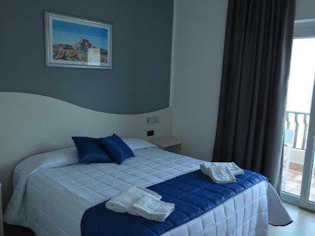 carlton-hotel-riviera-camera