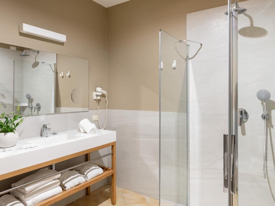ARENELLA BAGNO